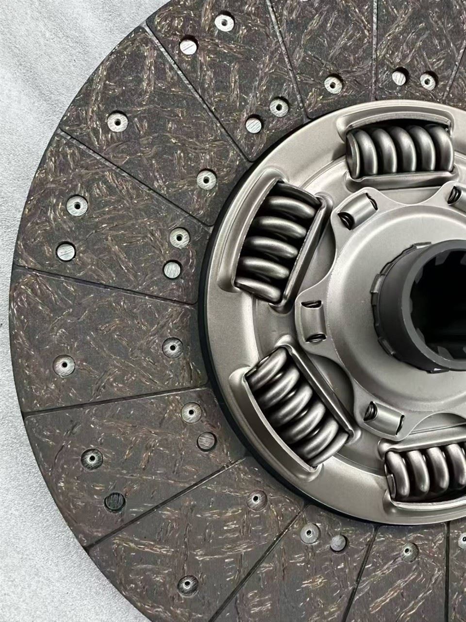 Custom Friction Pads For Natural Gas Vehicles factory